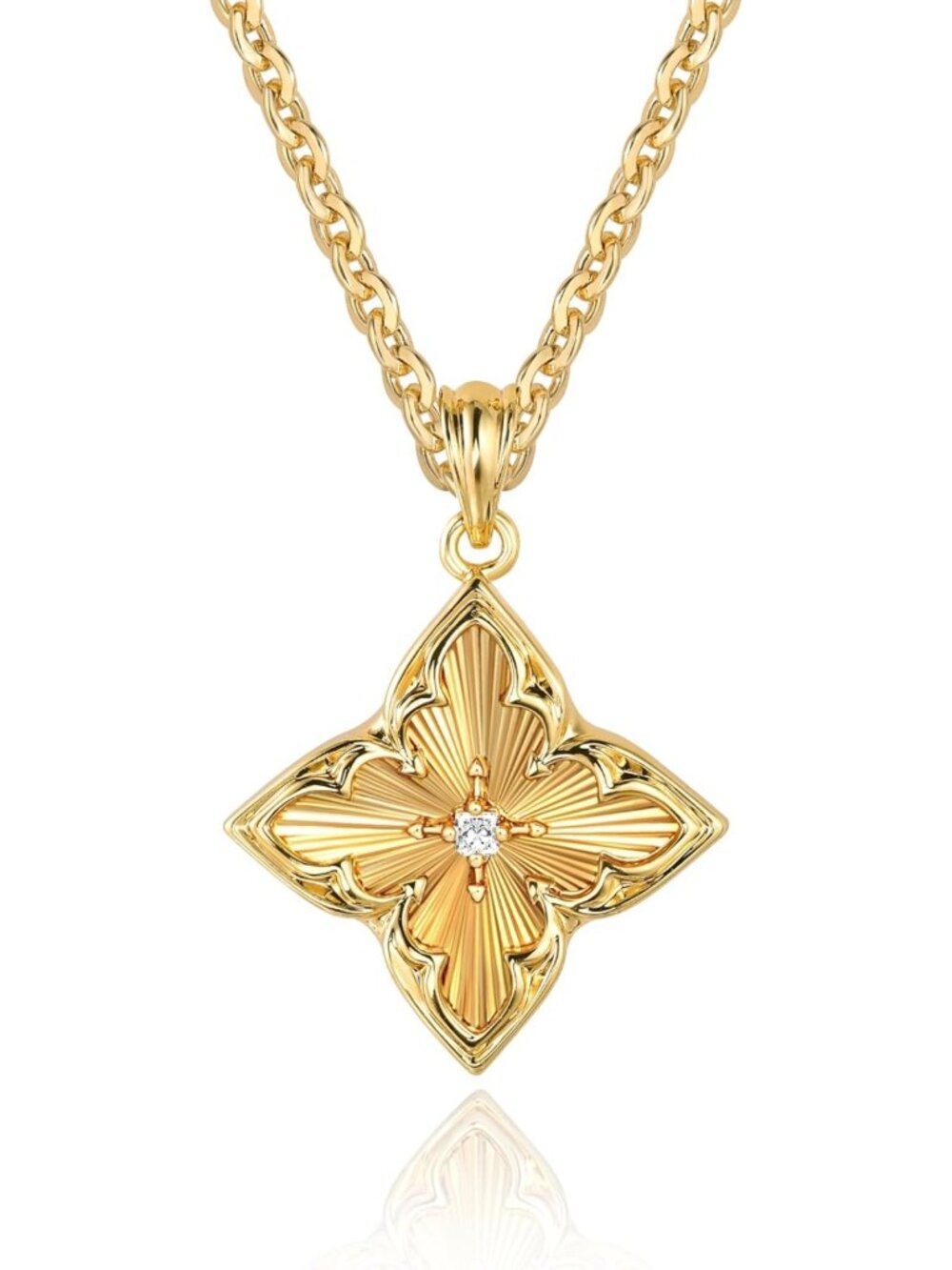 Charming Gold Clover Pendant Necklace for Women - Elegant Statement Jewelry